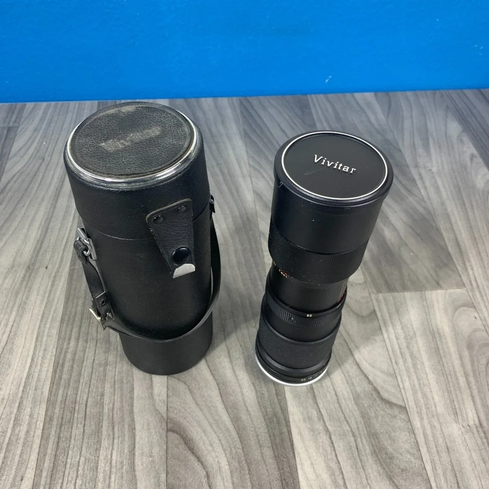 Vivitar Tele-Zoom 85-205mm 1:3.8 + Case Great Shape - WORKS